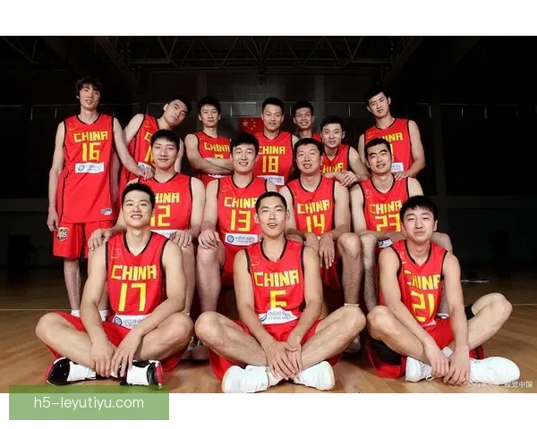 二李联手爆发 45分13记三分引领胜利